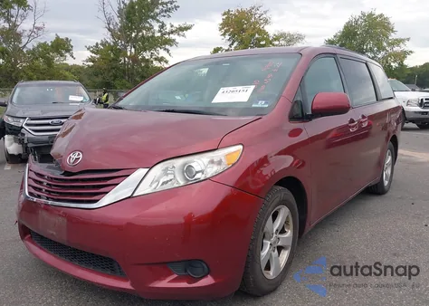 2017 Toyota Sienna Le 8 Passenger from USA, damaged, VIN 5TDKZ3DC0HS797041